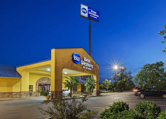 Best Western Inn & Suites 1