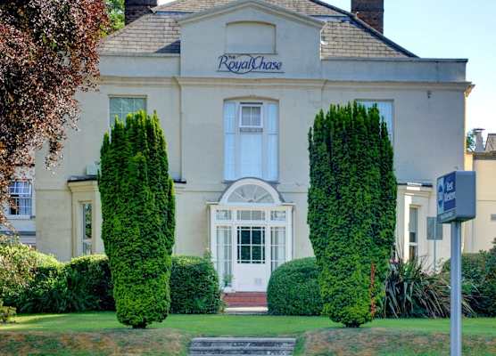 Best Western The Royal Chase Hotel 1