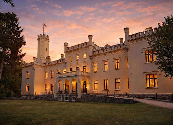Romantik Hotel Schloss Reichenow 1