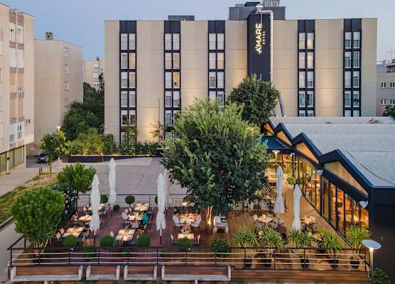 Hotel A'mare 1