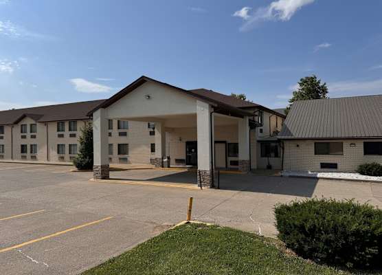 Quality Inn Mount Vernon, IL 1