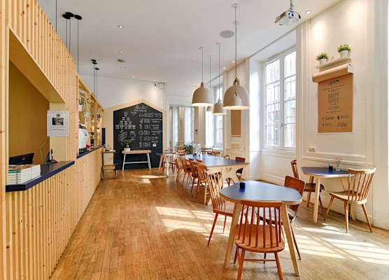 SLO Hostel Lyon les Pentes 1