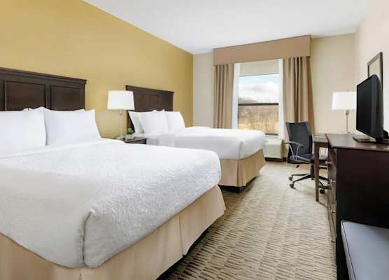 Countryside Inn and Suites 1