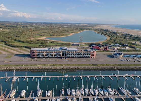 Leonardo Hotel IJmuiden Seaport Beach 1