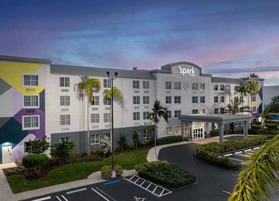 Spark by Hilton Miami Doral 1