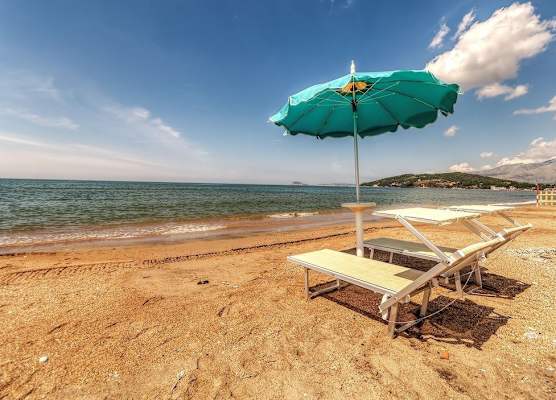 Baron Beach Hotel 1