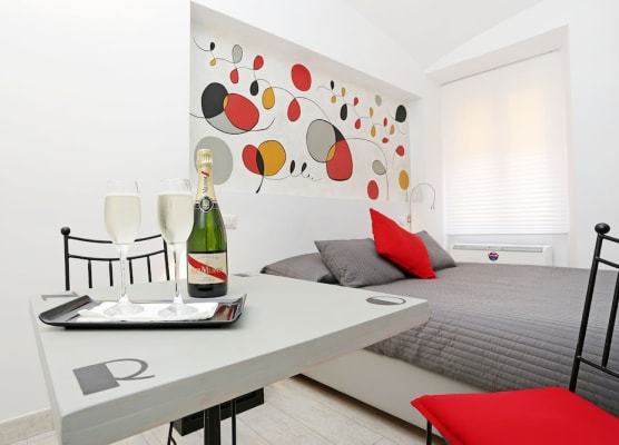 Houspitality Nero Bed & Breakfast 1