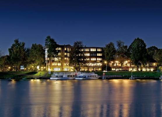 Hotel am Wasserfall 1