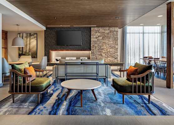 Fairfield Inn & Suites by Marriott Fayetteville 1