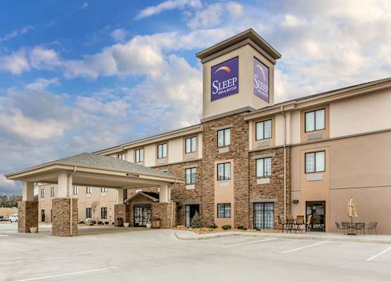 Sleep Inn & Suites Dayton South 1