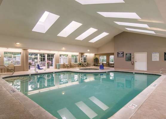 La Quinta Inn & Suites by Wyndham Denver Airport DIA 1