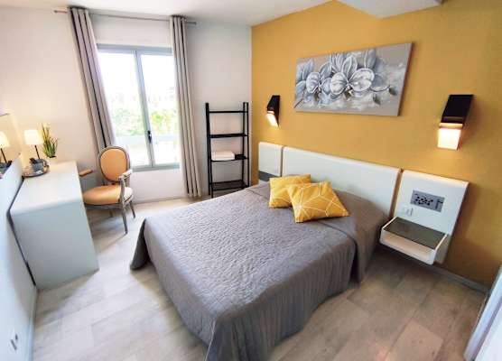 Boutique Hôtel La Victoire - Vence centre 1