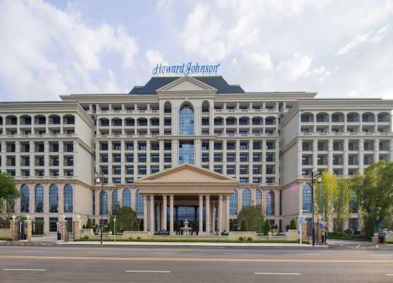 Howard Johnson Maitreya Plaza Xikou 1