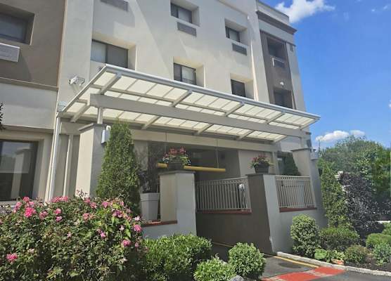 Best Western Roslyn-Long Island Hotel 1