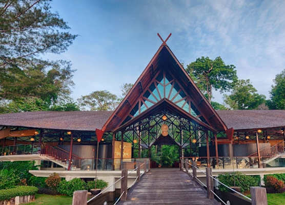 Borneo Eagle Resort 1