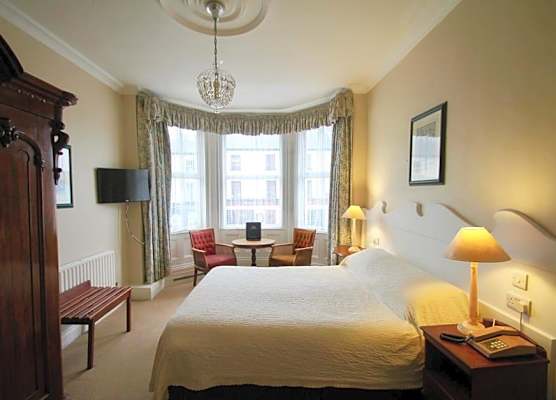 Foyles Hotel 1
