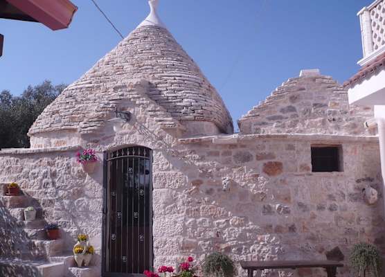 L'Isola Felice e Trulli Sotto Le Stelle 1