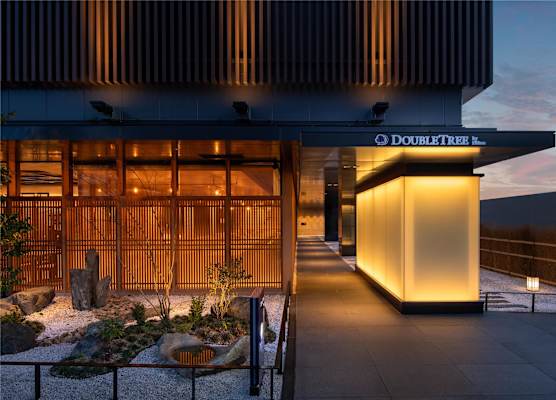 DoubleTree by Hilton Kyoto Station 1