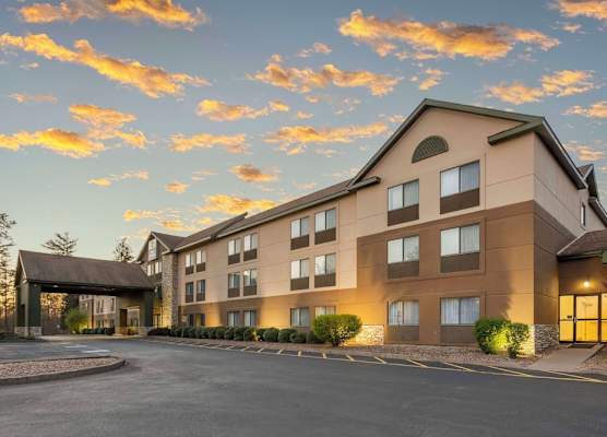 Best Western Inn at Blakeslee-Pocono 1