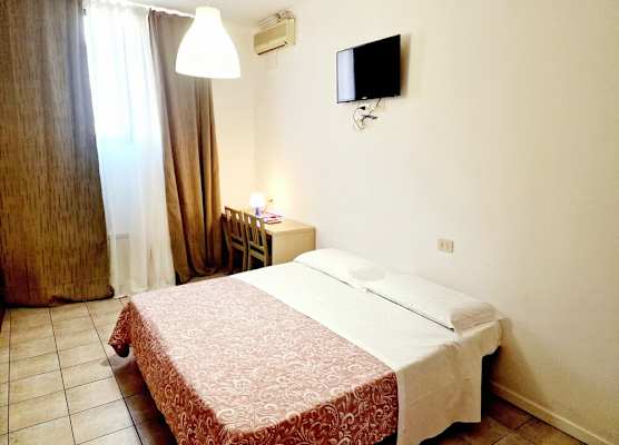Hotel Firenze 2000 1
