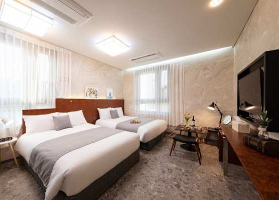 Hotel DM 1