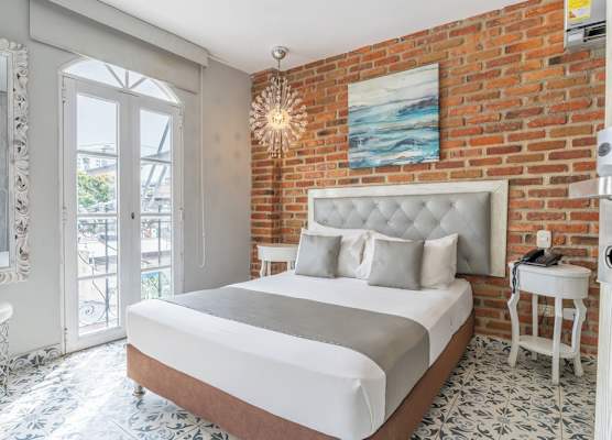 Hotel Boutique ADAZ 1