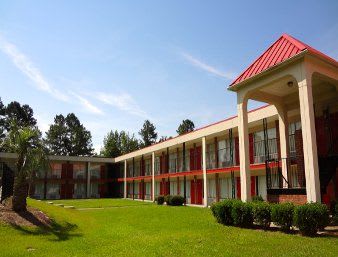 KNIGHTS INN MANNING SC 1