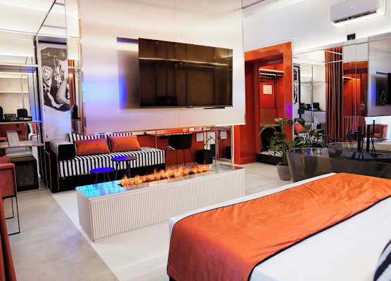 Kind Places - Suite Experience 1