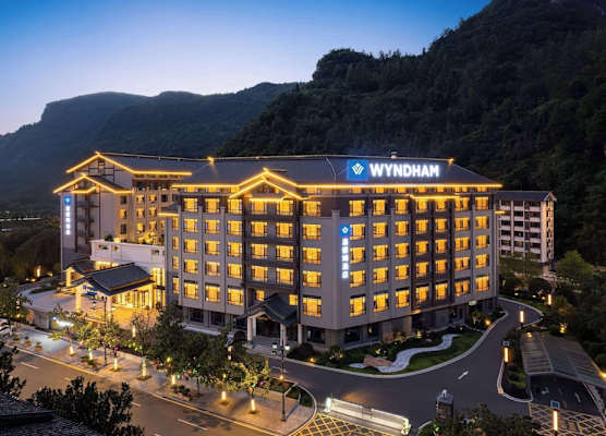 Wyndham Zhangjiajie Wulingyuan 1