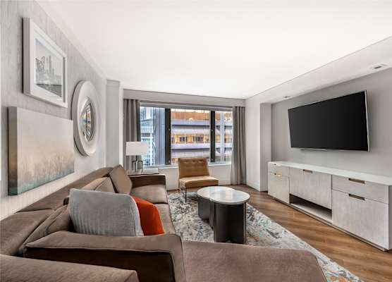 Hilton Grand Vacations Club Chicago Magnificent Mile 1