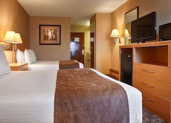 SureStay Plus Hotel by Best Western Roanoke Rapids I-95 1