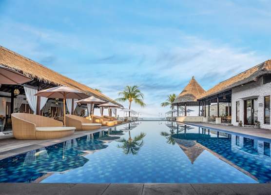 Lembongan Beach Club & Resort 1