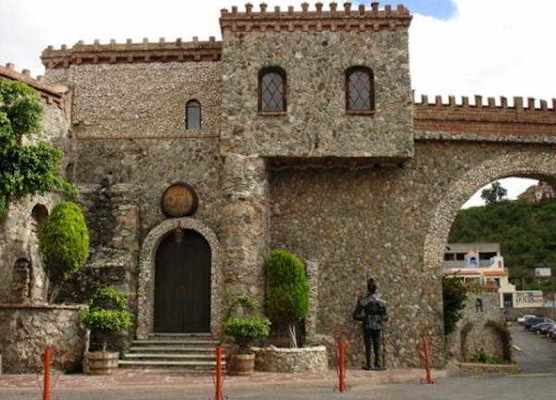 Hotel Castillo de Santa Cecilia 1
