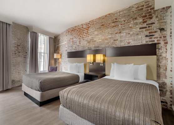 Best Western Plus St. Christopher Hotel 1