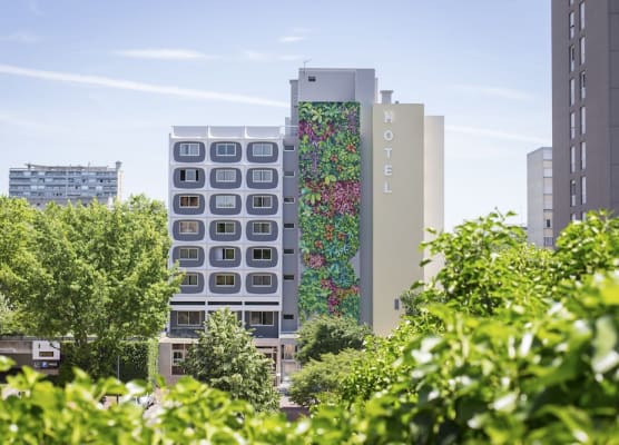 Hotel des Congrès 1