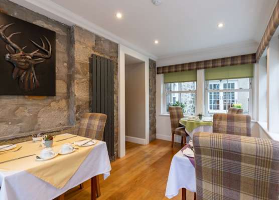 Craigroyston House & Lodge 1