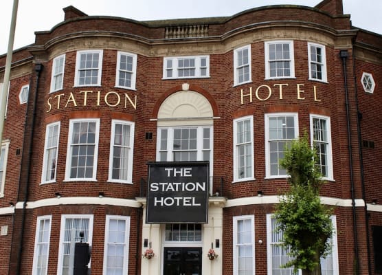 The Station Hotel and Banqueting 1