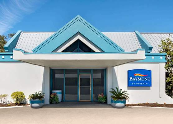 Baymont by Wyndham Intl Speedway I-95 Daytona Beach 1