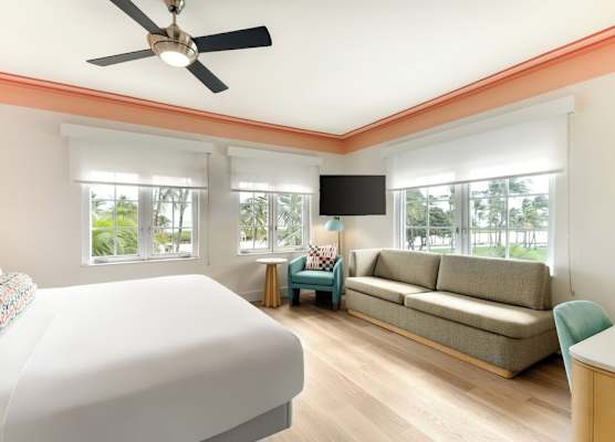 Waldorf Towers South Beach 1