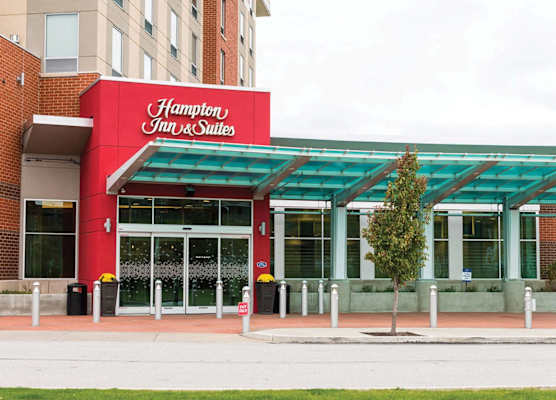 Hampton Inn & Suites Erie Bayfront 1