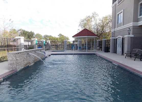 Quality Inn and Suites 1