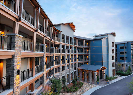 Hilton Vacation Club Mill Springs Lodge Pigeon Forge 1