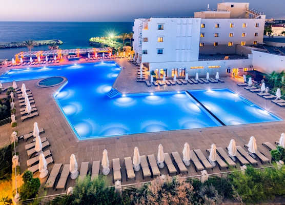 Vuni Palace Hotel & Casino & SPA 1