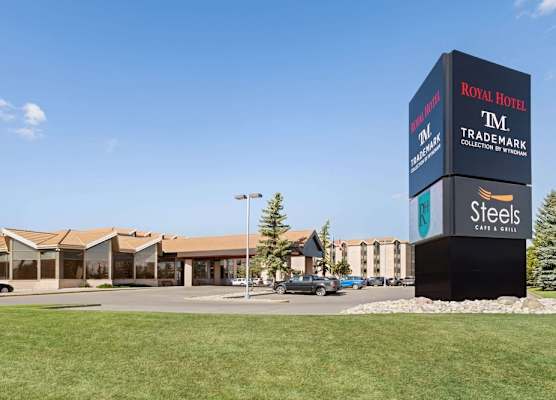 Royal Hotel West Edmonton, Trademark Collection by Wyndham 1