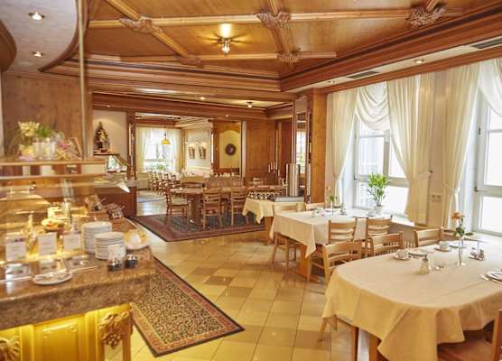Flair Hotel Weinstube Lochner 1