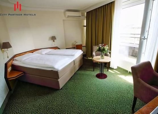 Hotel Senator Hamburg 1