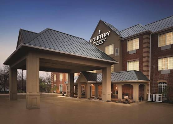 Country Inn & Suites by Radisson, Valparaiso, IN 1