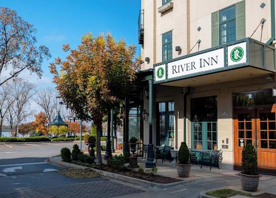 River Inn of Harbor Town 1
