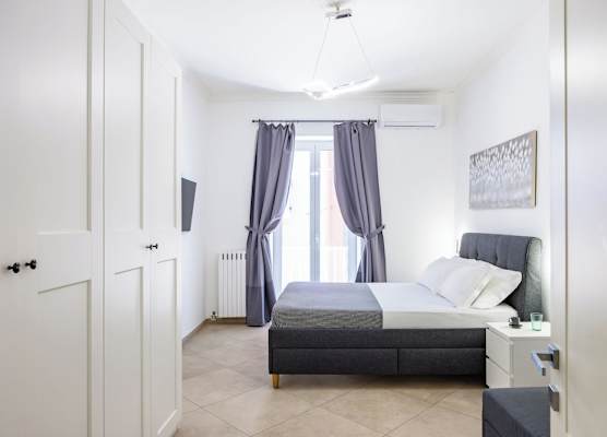 Chiaia Boutique Flat on Pedestrian area by Napoliapartments 1