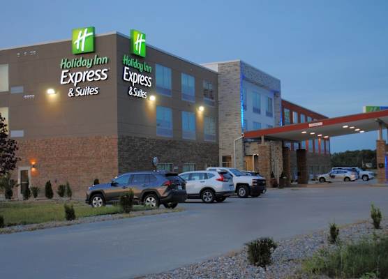 Holiday Inn Express & Suites COLUMBIA CITY by IHG 1